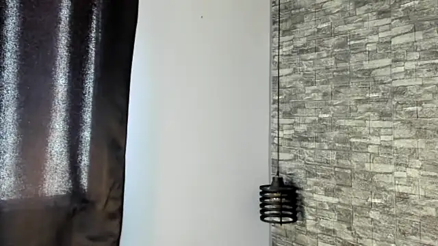 ASHLEY COLLINS1 online show from 04.18.26