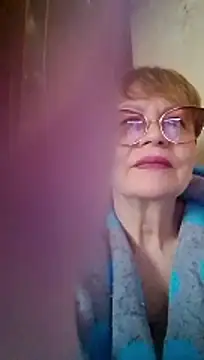 SophieBurns online show from 04.11.26