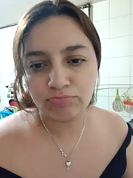 Snapshot of MajoArias chatting on 04.22.26 MajoArias online show from 04.22.26