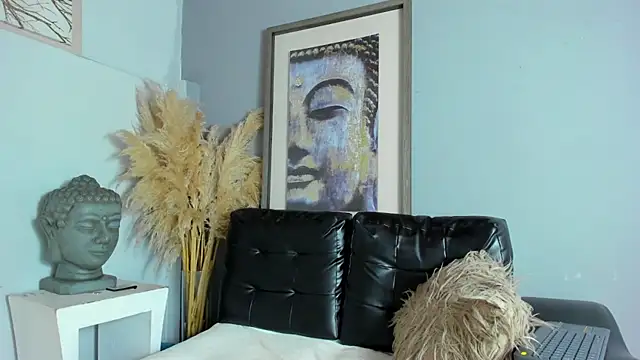 Snapshot of CloeCastillo chatting on 02.20.26 CloeCastillo online show from 02.20.26