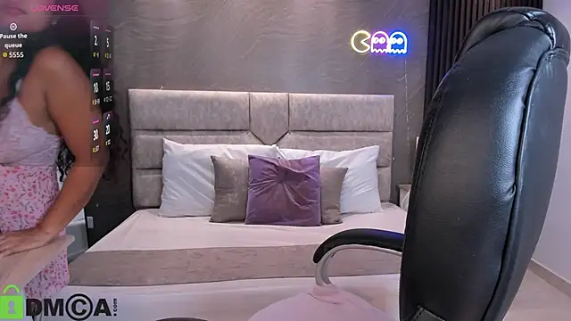 Snapshot of Dulcecooper1 chatting on 05.23.26 Dulcecooper1 online show from 05.23.26