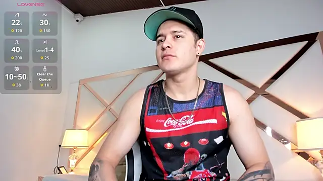 Snapshot of rayan_linxx chatting on 02.23.26 rayan linxx online show from 02.23.26