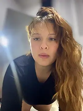 Snapshot of CharlotteUwU_ chatting on 02.11.26 CharlotteUwU online show from 02.11.26