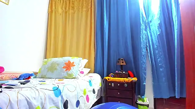 Snapshot of Dulce_Athenea chatting on 03.02.26 Dulce Athenea online show from 03.02.26