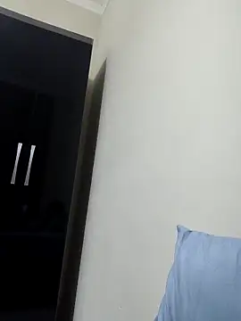 Snapshot of MOREN044 chatting on 02.14.26 MOREN044 online show from 02.14.26