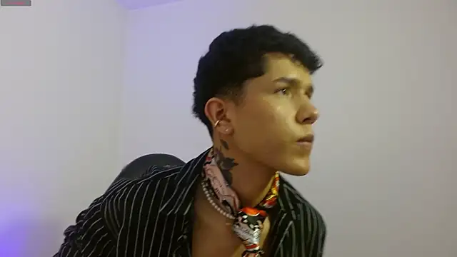 estefan tay online show from 02.16.26