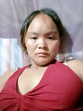 Snapshot of Luminana chatting on 06.29.26 Luminana online show from 06.29.26