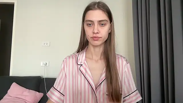 SonyaSweety online show from 02.22.26