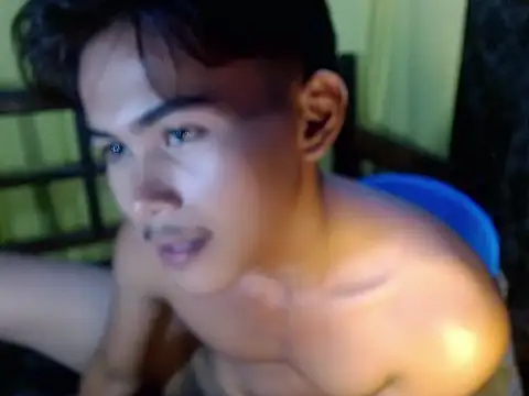 Snapshot of twink_ivanxxxx chatting on 04.28.26 twink ivanxxxx online show from 04.28.26
