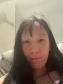 Snapshot of MI-MI8888 chatting on 05.13.26 MI-MI8888 online show from 05.13.26
