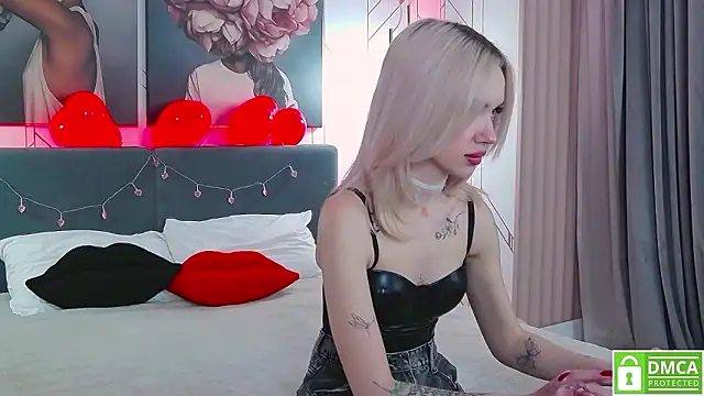 Snapshot of JosephineRowe chatting on 03.02.26 JosephineRowe online show from 03.02.26