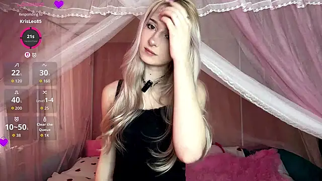 Snapshot of EvaQT chatting on 03.02.26 EvaQT online show from 03.02.26