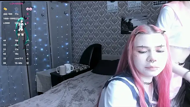 Snapshot of Veldenga chatting on 02.25.26 Veldenga online show from 02.25.26