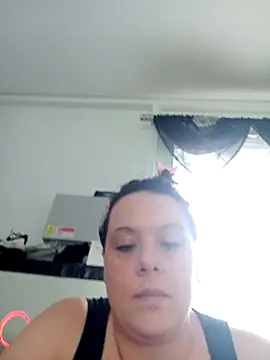 Snapshot of louisa36 chatting on 03.01.26 louisa36 online show from 03.01.26