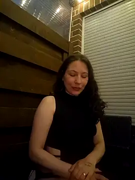 Snapshot of Lolahottele chatting on 06.06.26 Lolahottele online show from 06.06.26