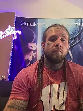 Snapshot of Smokebluntafterblunt chatting on 04.22.26 Smokebluntafterblunt online show from 04.22.26