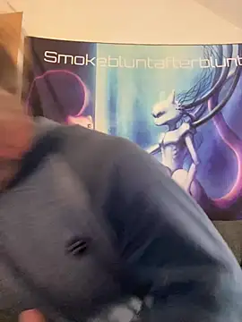 Snapshot of Smokebluntafterblunt chatting on 05.11.26 Smokebluntafterblunt online show from 05.11.26