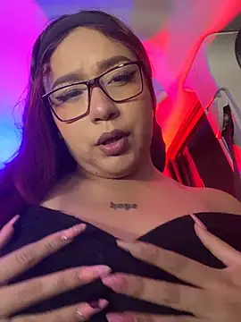 Snapshot of Wen_01 chatting on 02.28.26 Wen 01 online show from 02.28.26