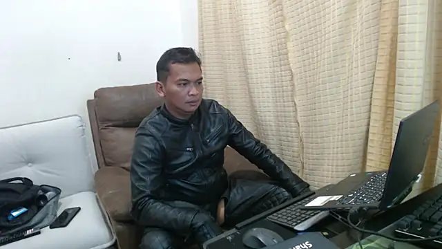 Snapshot of NeedyIron chatting on 02.07.26 NeedyIron online show from 02.07.26