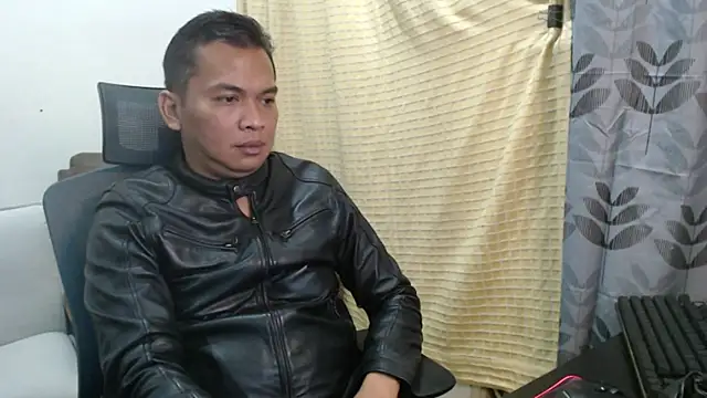 Snapshot of NeedyIron chatting on 02.11.26 NeedyIron online show from 02.11.26