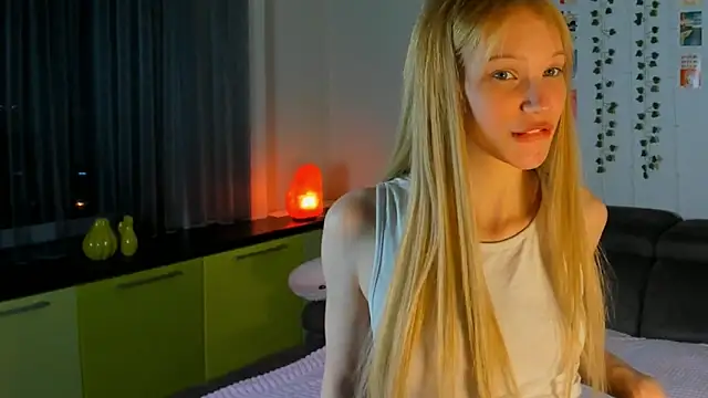 Kiracute18 online show from 03.27.26