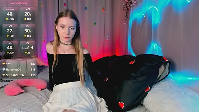 Snapshot of lada2k4 chatting on 04.25.26 lada2k4 online show from 04.25.26