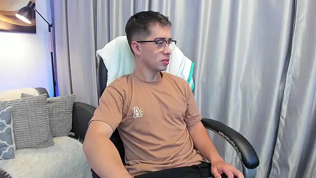 Tommas Jhonson online show from 03.26.26