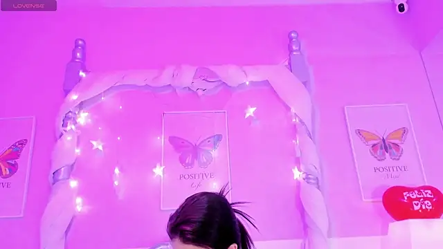 Snapshot of RachelBlazze chatting on 02.23.26 RachelBlazze online show from 02.23.26