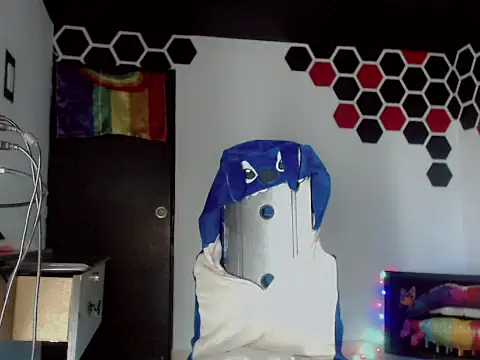 Snapshot of nebullax_mcqueen chatting on 02.20.26 nebullax mcqueen online show from 02.20.26