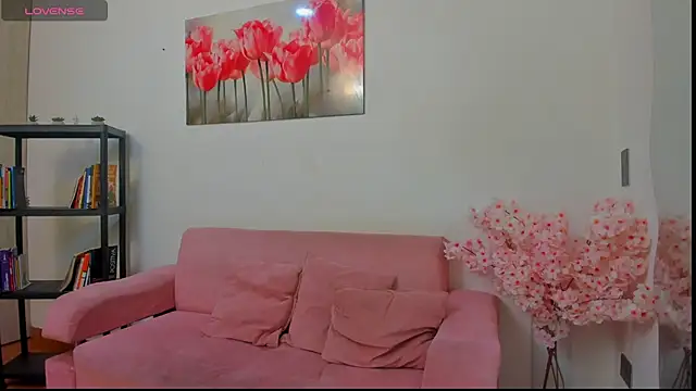 Snapshot of Kitty_f00x chatting on 07.02.26 Kitty f00x online show from 07.02.26
