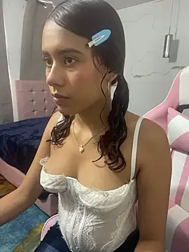 Rylia online show from 04.04.26