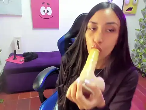 TiffanyDream8 online show from 03.03.26