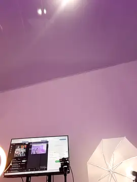 Snapshot of Ariana_Castillo__ chatting on 02.24.26 Ariana Castillo online show from 02.24.26