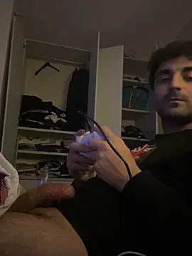 elia2711 online show from 02.12.26