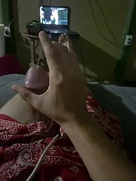 Snapshot of Akeze chatting on 02.07.26 Akeze online show from 02.07.26