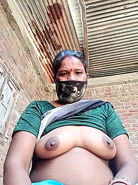 Snapshot of Kirti_sacsena chatting on 03.13.26 Kirti sacsena online show from 03.13.26