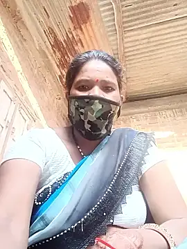 Snapshot of Kirti_sacsena chatting on 03.18.26 Kirti sacsena online show from 03.18.26