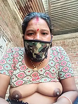 Snapshot of Kirti_sacsena chatting on 03.24.26 Kirti sacsena online show from 03.24.26