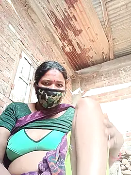 Snapshot of Kirti_sacsena chatting on 04.03.26 Kirti sacsena online show from 04.03.26