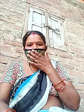 Snapshot of Kirti_sacsena chatting on 04.07.26 Kirti sacsena online show from 04.07.26