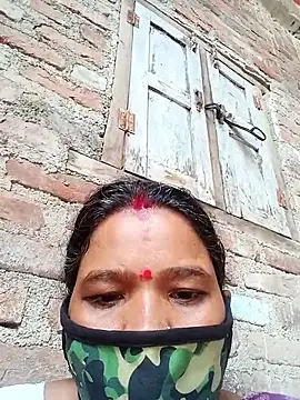 Snapshot of Kirti_sacsena chatting on 04.08.26 Kirti sacsena online show from 04.08.26