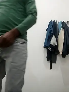 Snapshot of Daddyishere_19 chatting on 02.17.26 Daddyishere 19 online show from 02.17.26