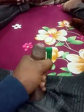 Snapshot of Daddyishere_19 chatting on 02.26.26 Daddyishere 19 online show from 02.26.26