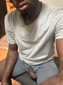 Snapshot of pussyeater_- chatting on 02.13.26 pussyeater - online show from 02.13.26