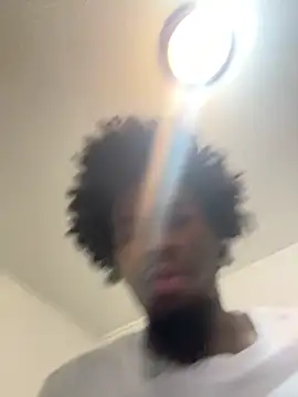 Snapshot of pussyeater_- chatting on 02.14.26 pussyeater - online show from 02.14.26