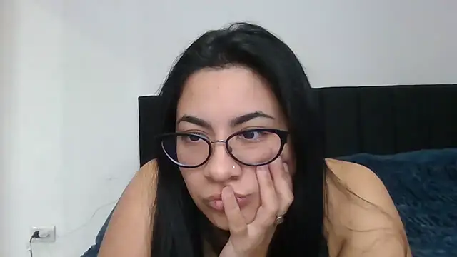 Snapshot of Agusgold22 chatting on 05.12.26 Agusgold22 online show from 05.12.26