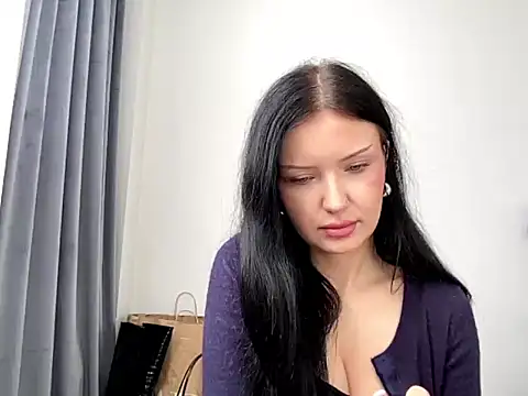 JoanGold online show from 04.17.26