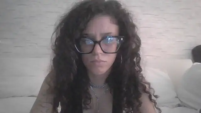 Snapshot of turca87 chatting on 05.31.26 turca87 online show from 05.31.26