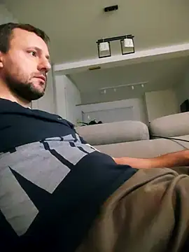 Snapshot of defaktor chatting on 03.02.26 defaktor online show from 03.02.26