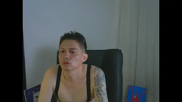 Snapshot of Thommas8a chatting on 02.19.26 Thommas8a online show from 02.19.26